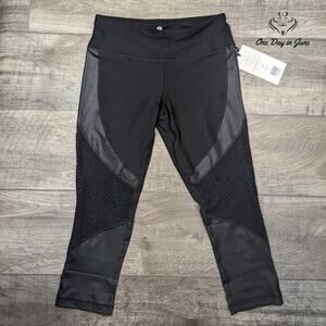 90 Degree Yoga Leggings Style CW67230 Size M